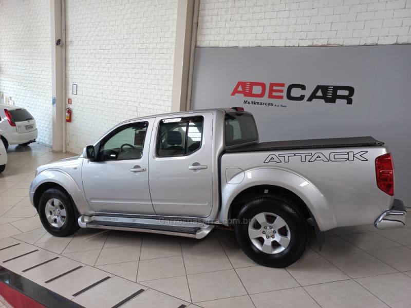 NISSAN - FRONTIER - 2011/2012 - Prata - Sob Consulta