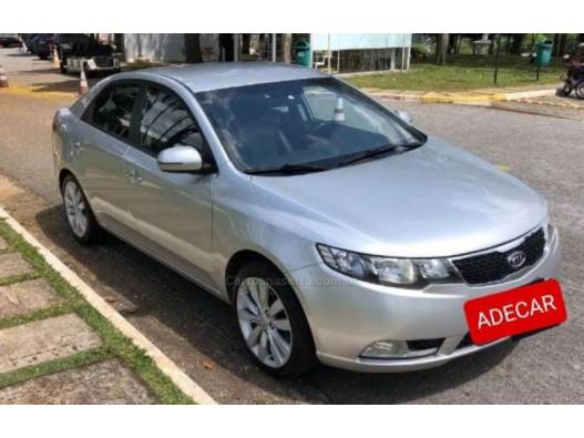 KIA MOTORS - CERATO - 2012/2013 - Prata - R$ 56.900,00