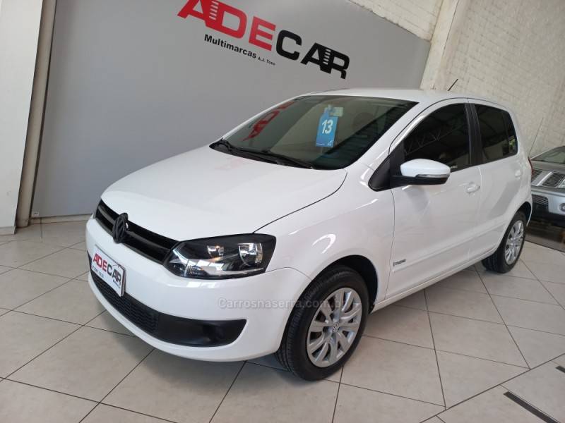 VOLKSWAGEN - FOX - 2012/2013 - Branca - Sob Consulta